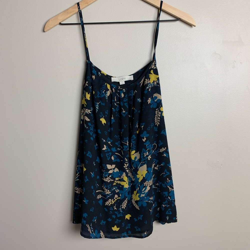 Ann Taylor sleeveless top